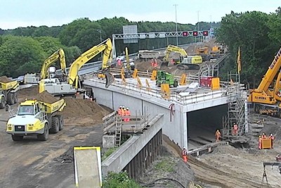 230 Feet Long Tunnel Placed Under Highway In Just One Weekend 230 Feet Long Tunnel Placed Under Highway In Just One Weekend