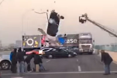 When Shoting A Stunt In Movie Almost Ends In A Disaster When Shoting A Stunt In Movie Almost Ends In A Disaster