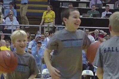 Kid Nails Three Straight Half Court Shots, Fans Go Crazy Kid Nails Three Straight Half Court Shots, Fans Go Crazy