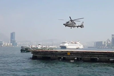 A Camera Shutter Synchronized To A Helicopter Rotor's Speed Creates A Truly Mind-Blowing Illusion A Camera Shutter Synchronized To A Helicopter Rotor's Speed Creates A Truly Mind-Blowing Illusion