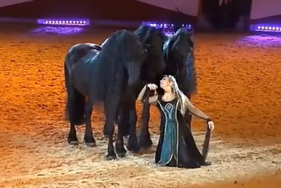 She Stands By Her Horses, Then No One Could Take Their Eyes Off Her Next Move She Stands By Her Horses, Then No One Could Take Their Eyes Off Her Next Move