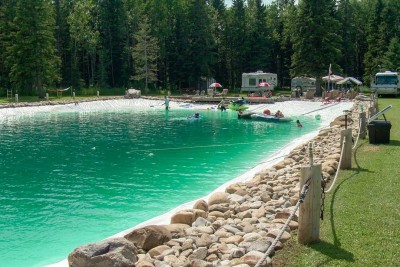 Man Builds A Big 1,200,000 Litre Backyard Pool, And It's Really Magnificent Man Builds A Big 1,200,000 Litre Backyard Pool, And It's Really Magnificent