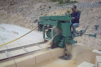 Watching This Machine Cutting Stones In Malta Is So Satisfying Watching This Machine Cutting Stones In Malta Is So Satisfying