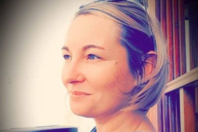 Besede slovenske zdravnice obkrožajo državo: