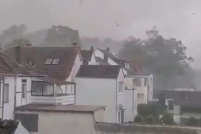 VIDEO: V Nemčiji posneli tornado: Tako je bilo med neurjem!