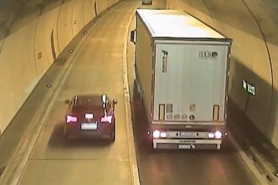 VIDEO: Posnetek nesreče v predoru na štajerski avtocesti: Kriva je bila voznica!