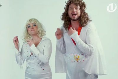 VIDEO: Anja Ramšak in Roškar pred Evrovizijo priredila uspešnico skupine ABBA