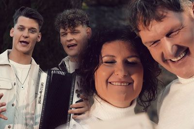 Firbci ganili mamo in očeta: Sinova iz skupine sta jima poklonila pesem