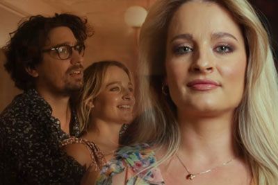 Lucija iz serije Nemirna kri pokazala fanta, gre za znanega Slovenca