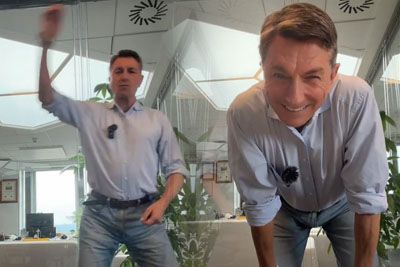 Pahor z novo cvetko, plesal na Brizgalno brizgo: Posnetek obkroža Slovenijo