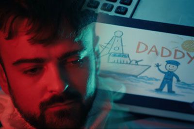 Božična reklama Britanske kraljeve mornarice