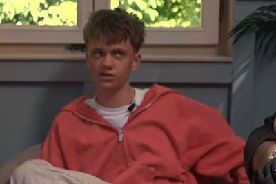 Izsek iz prve epizode Kmetije razburil gledalce: v središču 18-letni Mark