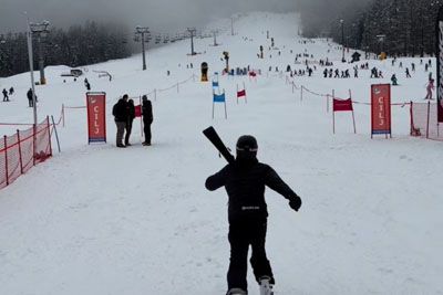Posnetek, ki je nasmejal Slovence: Izgubil smučko, odmevalo »Nein, nein, nein«