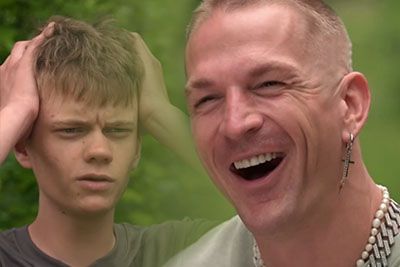 Igor Mikič komaj prišel na Kmetijo – ena šala in že drama med gledalci