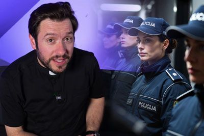 Martin Golob nasmejal Slovence: »Kaj imajo skupnega policisti in Jezus?«