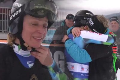 Čustveno slovo Ilke Štuhec: solze v cilju, pričakala jo je mama