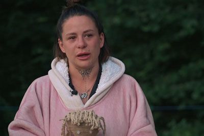 Urška jokala zaradi hčerke: izpoved, ki je ganila gledalce Kmetije