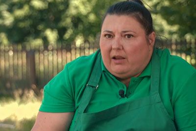 Urška iz Kmetije ujeta na veselici: Poglejte, kaj je počela ob Modrijanih