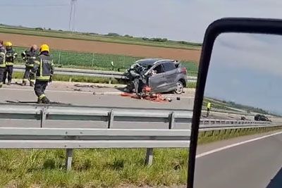 Nesreča, ki pretresa Srbijo: 130 km/h v nasprotno smer, mladi na poti v Slovenijo