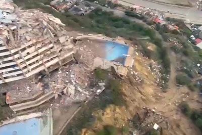 Grozljivi posnetki iz Venezuele: Potres bi lahko terjal več kot 10.000 življenj