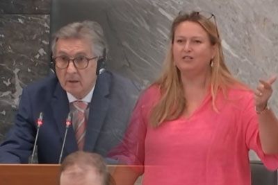 Burno v parlamentu: Lena Grgurevič nad Kokotovo, besedni boj z najstarejšim