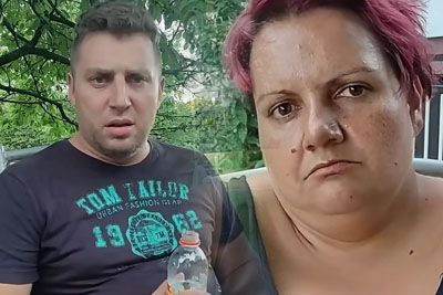 Simona do solz nasmejala Slovenijo: Možu razkrila, zakaj ima nad popkom tatu sinjega kita