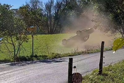Nesreča na Rally Nova Gorica, na strehi pristala zelena Lada