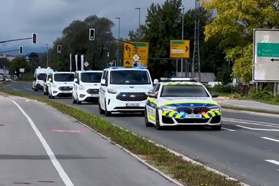 Obsežna policijska akcija v Ljubljani, zapornike preselili v Dobrunje