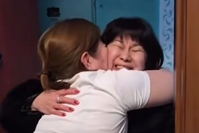 Gulnaz iz MasterChefa obiskala sestro, videli se nista več kot desetletje