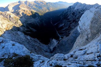 Med vzponom na Triglav posnel prizor, ki jemlje sapo: Sfinga v vsej svoji mogočnosti
