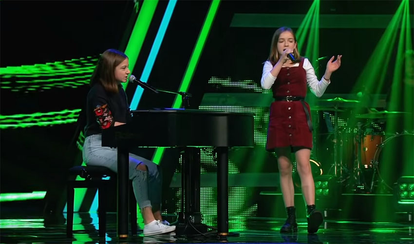 Little Sisters Send The Voice Kids Judges Over Edge Singing Radiohead's