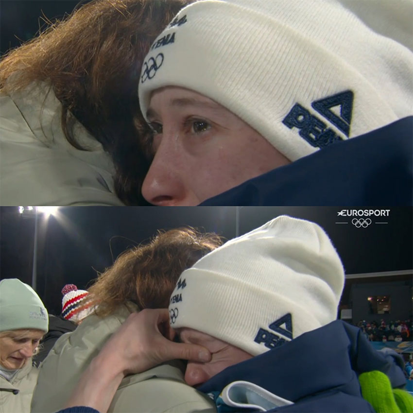 Nika Prevc razočarana po tekmi, tolažbo iskala v objemu mame