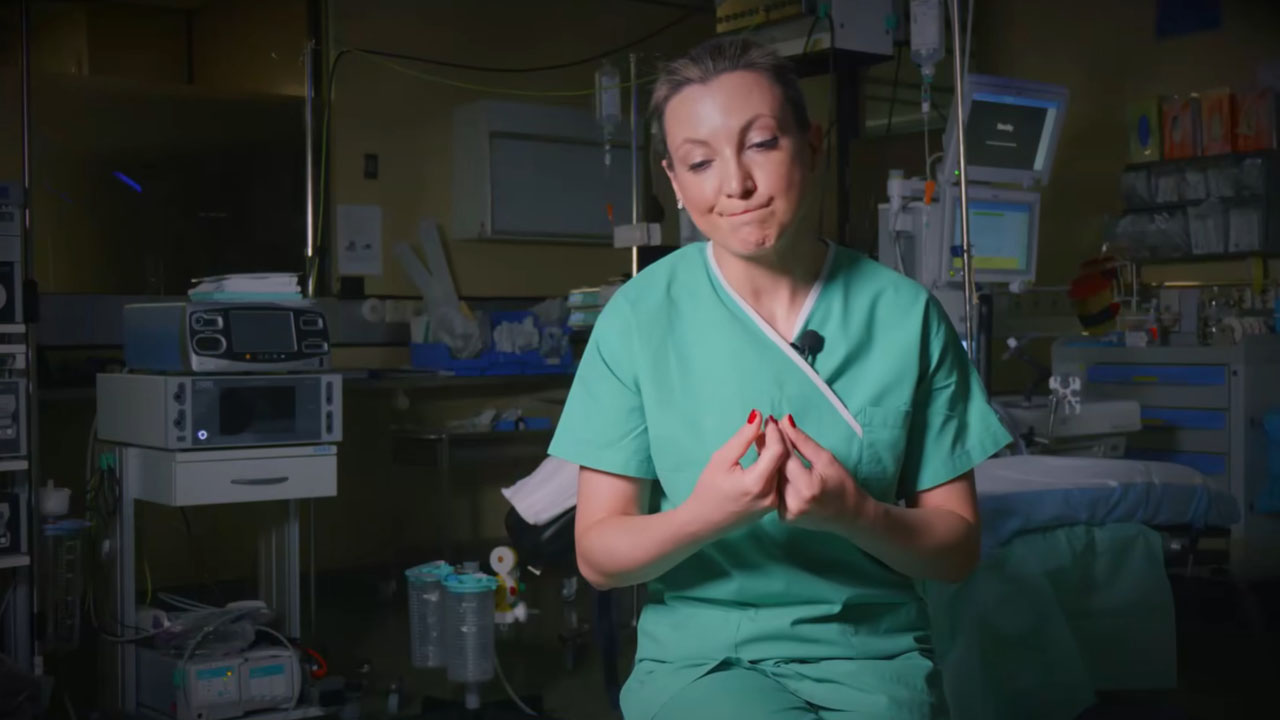 Slovenska zdravnica Mateja Lasič, ki je zaposlena na ginekologiji, odhaja na Dunaj