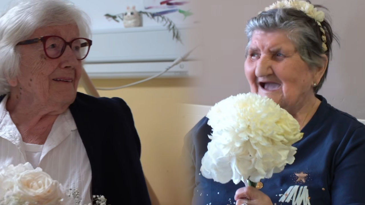 Po poroki Roberta Goloba in Tine Gaber so poročne šopke razdelili starejšim občanom