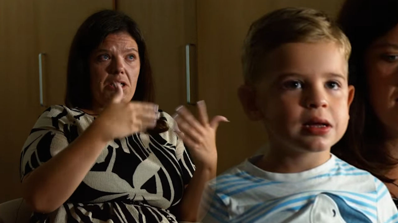 Pretresljiva izpoved mame Teje Hacin, ki skrbi za hudo bolnega 4-letnega sina Vida