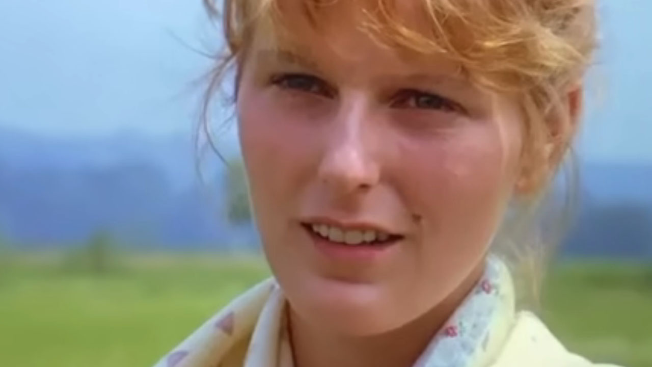 Zvezdana Mlakar objavila posnetek izpred 30. let, ko je začela s filmskim igranjem