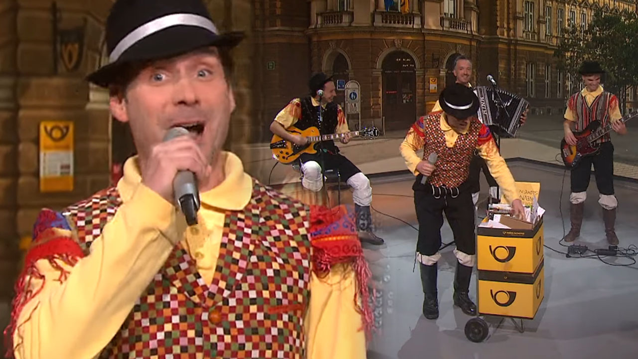 Tilen Artač je priredil pesem Lojzeta Slaka, pri parodiji je zapel o poštarju, ki mu grozi odpoved