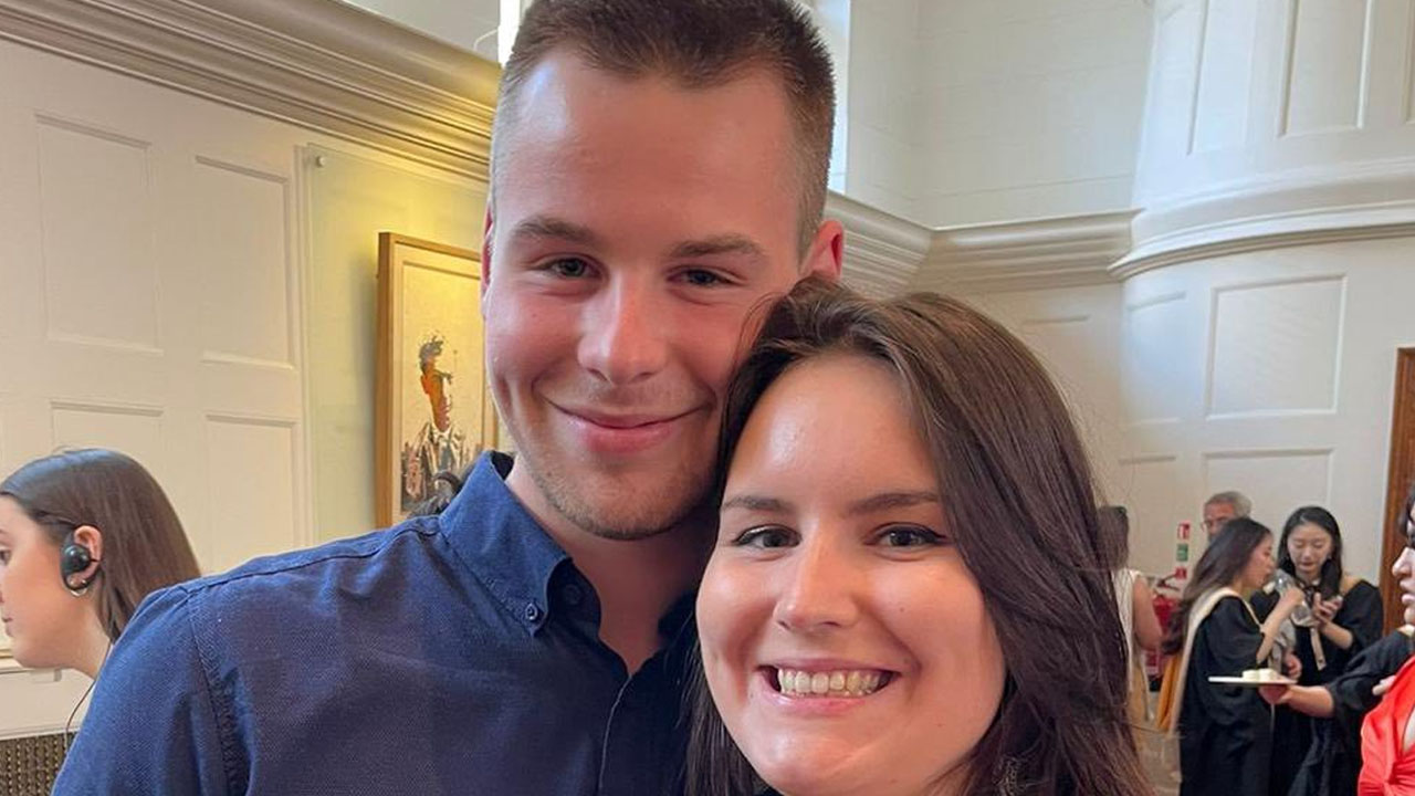 Za pokojnim 23-letnim Anžetom žaluje sestra Nika, ki je na omrežju Facebook objavila ganljiv zapis v slovo