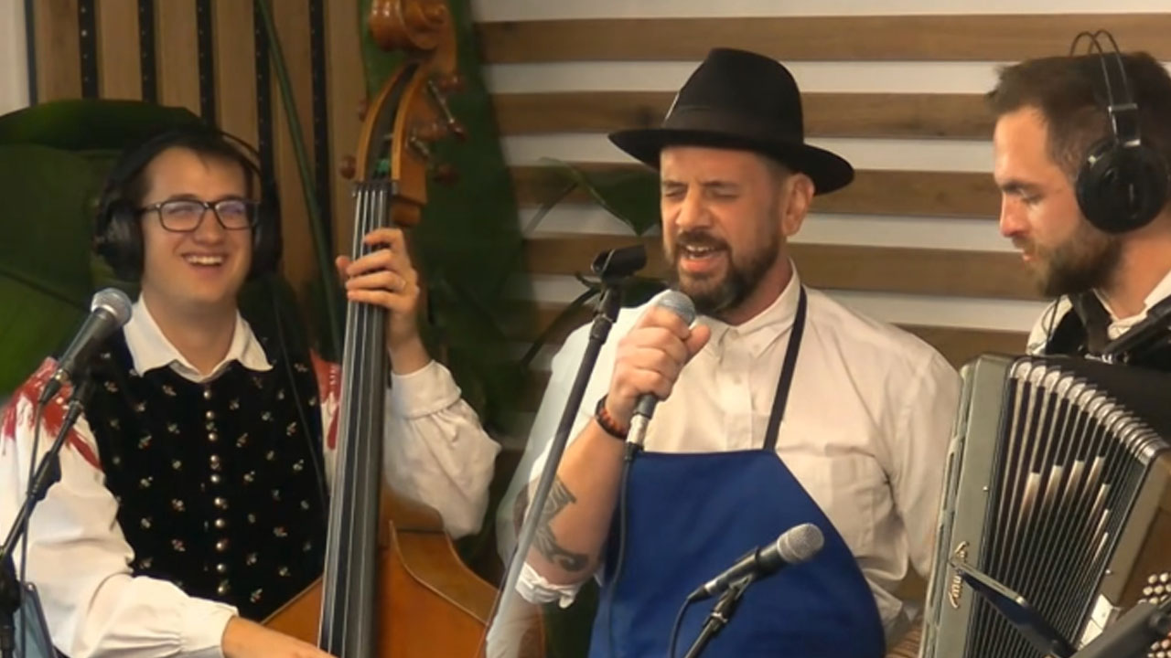 Voditelj oddaje Toti reporter Milan je ženi zapel za martinovo