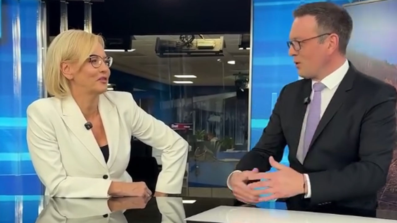 Jani Muhič in Petra Kerčmar nasmejala gledalce, še nikoli se nista skregala