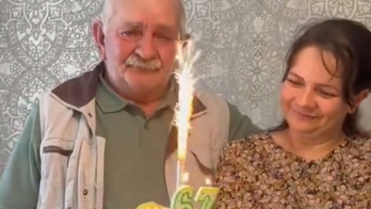 67-letni dedek je prvič praznoval rojstni dan z rojstnodnevno torto