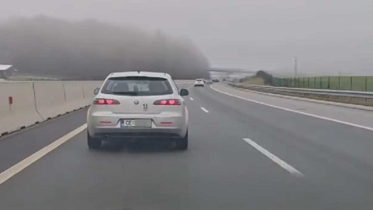 Voznik vozila s celjskimi tablicami nalašč zaviral pred drugim voznikom