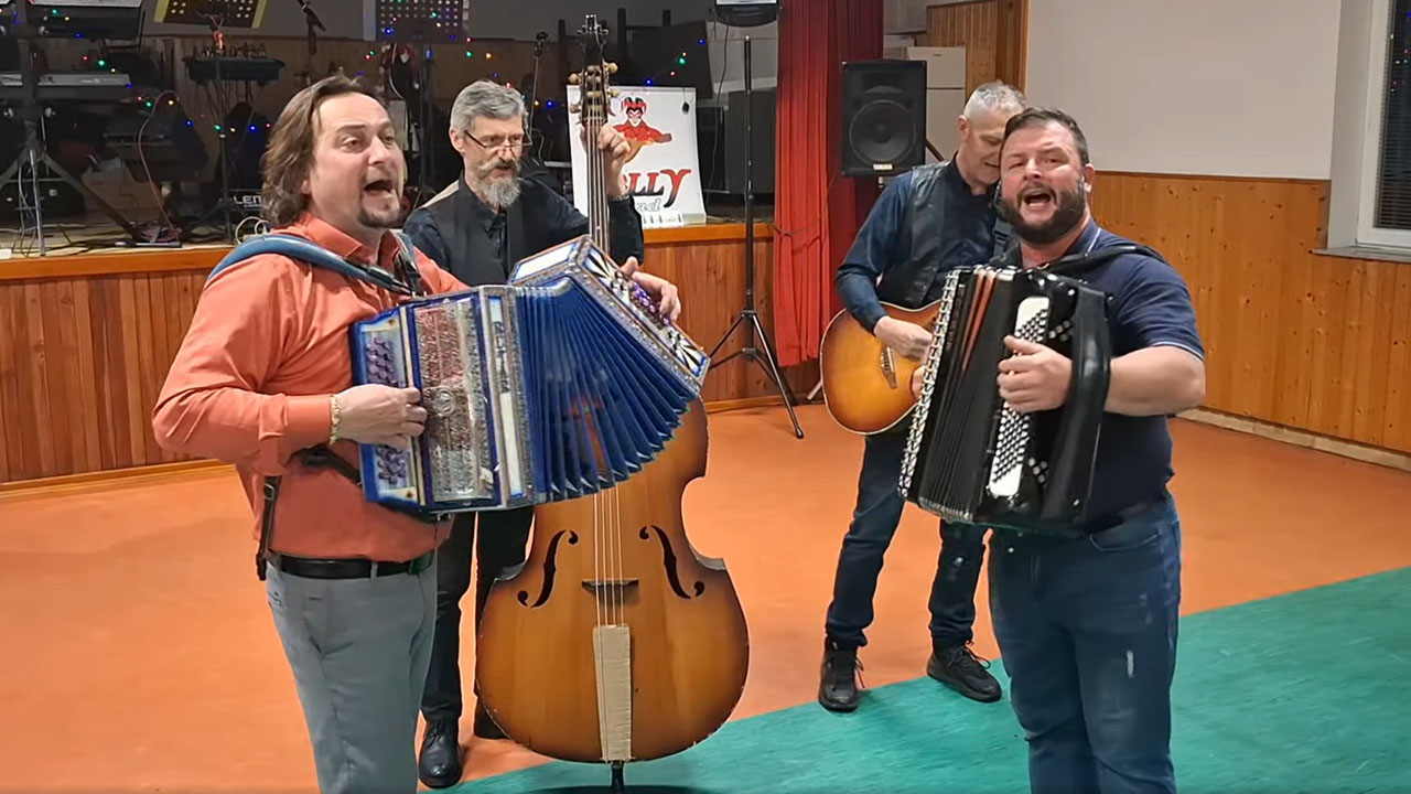Silvo Pliberšek in Jolly Band zapeli legendarnega Čebelarja