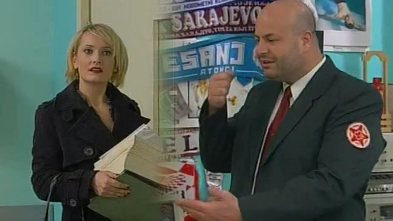 Jernej Šugman kot vratar Veso v seriji Naša mala klinika dal misliti z besedami o novem letu