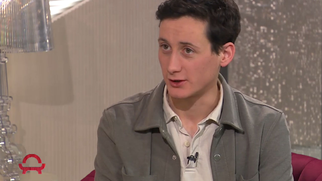 Cene Prevc v oddaji Dnevna soba na TV Slovenija med iskrenim pogovorom o vzgoji in družinskih vrednotah