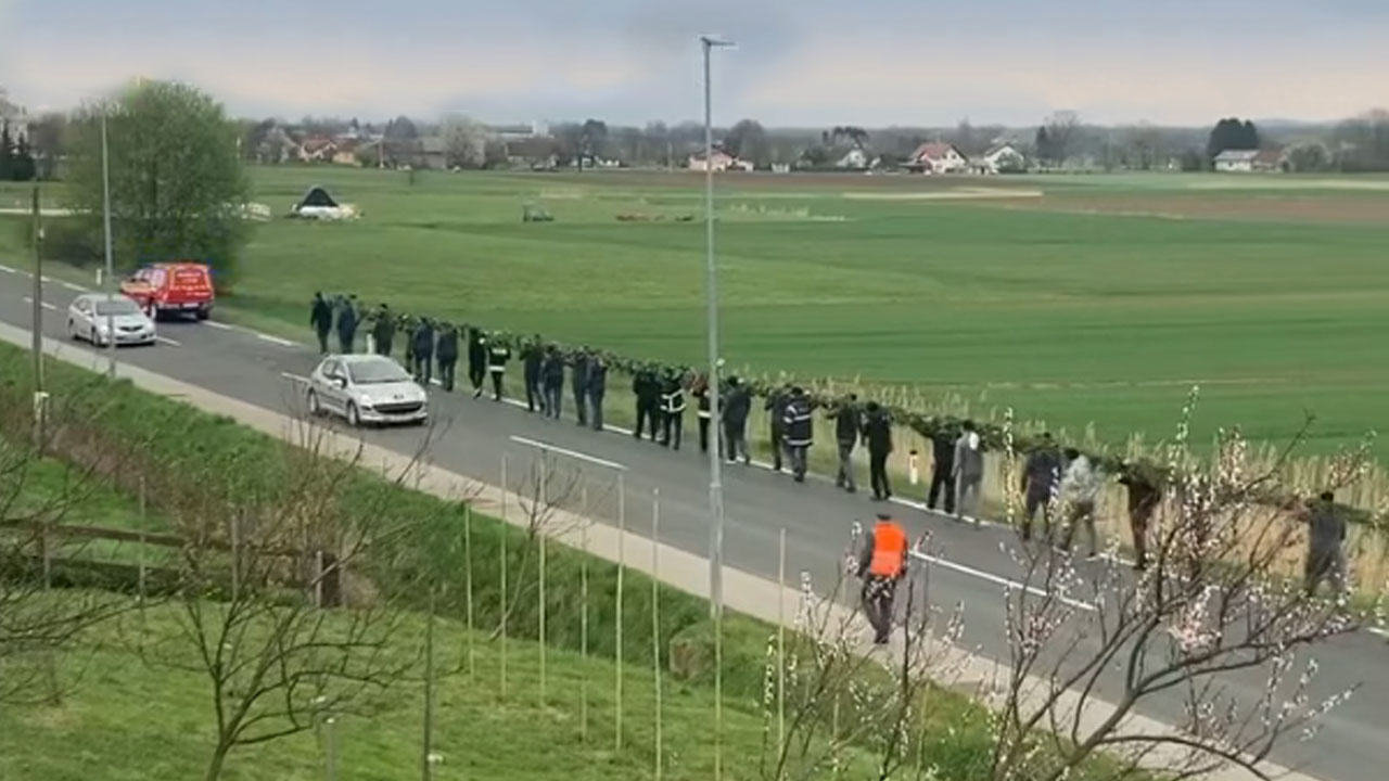 140 metrov dolg presmec na cvetno nedeljo v Središču ob Dravi