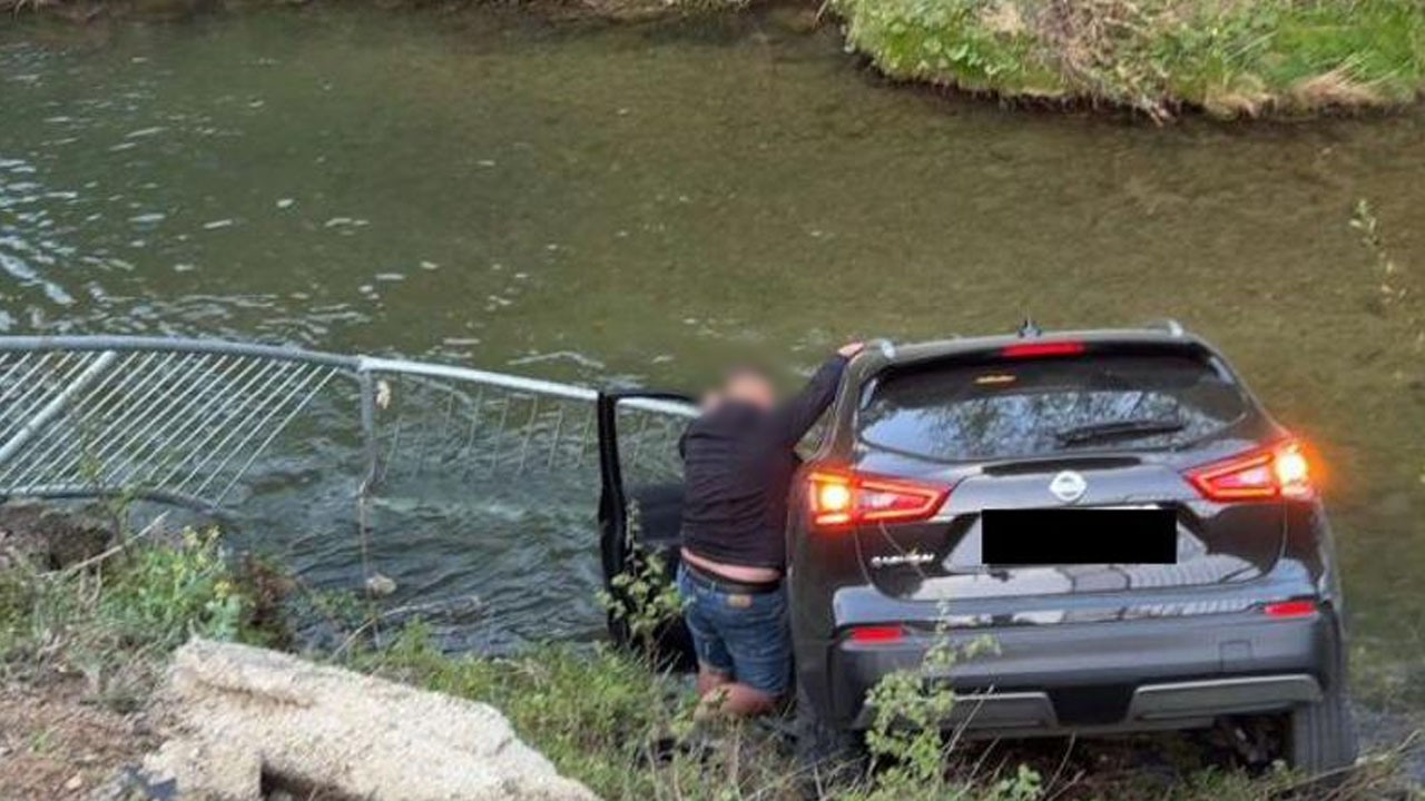 Prometna nesreča v Brestanici pri Krškem, voznik pijan zapeljal v potok