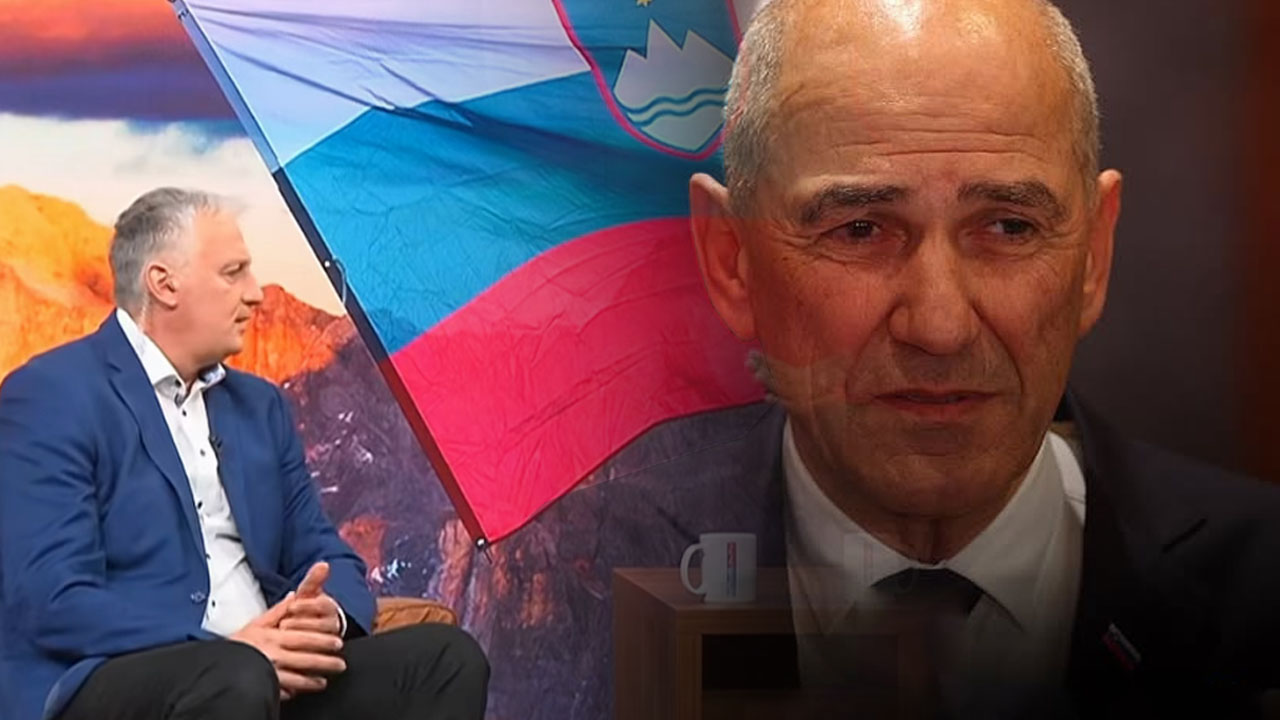 Aleš Primc med nastopom na Nova24TV, kjer govori o Janezu Janši in prisluškovalnih aferah