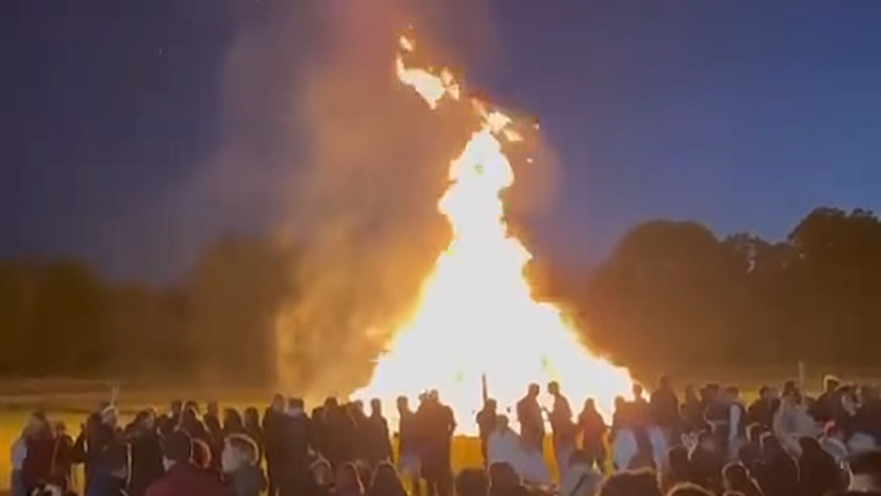 Nenavadna bela podoba v dimu nad kresom v Kamnici pri Mariboru