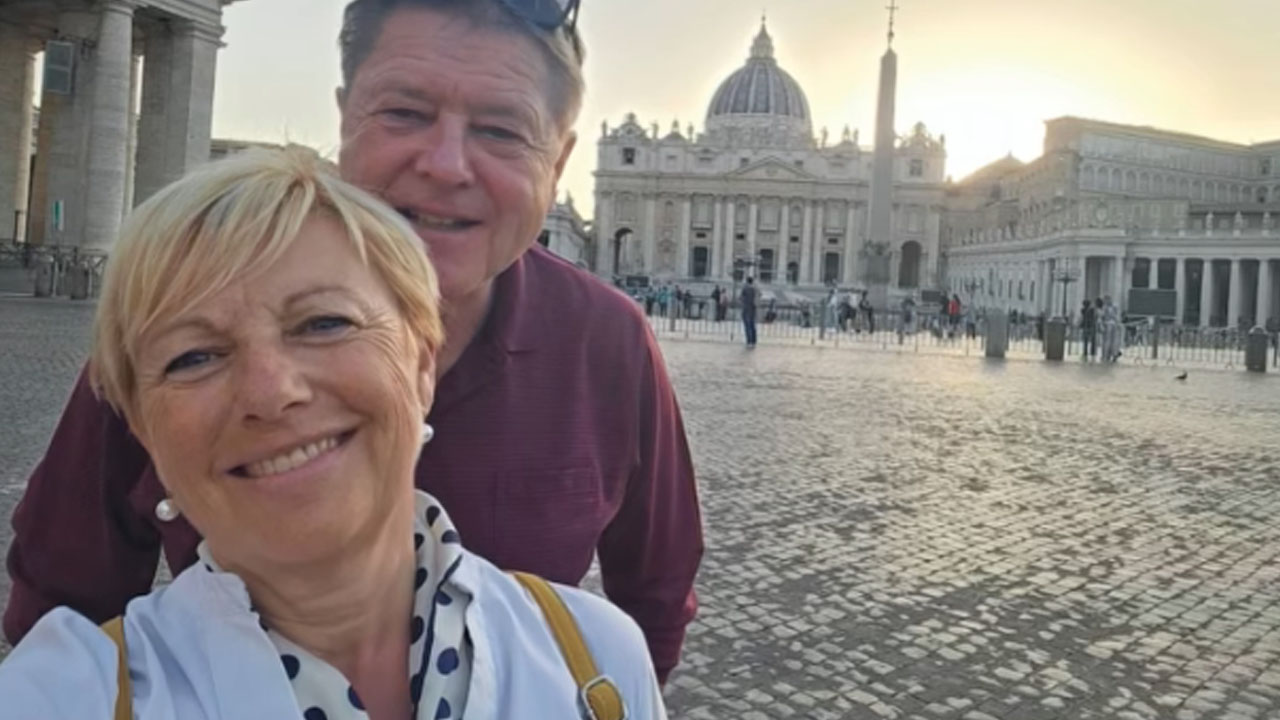 Voditeljica Rosvita Pesek med obiskom Rima s partnerjem Mitjo Ferencem
